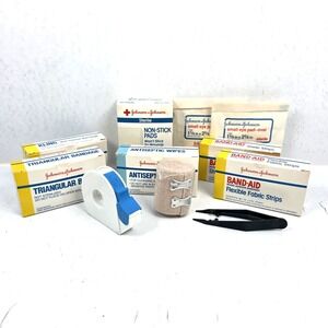 Vtg Lot 1985 Johnson & Johnson Bandages Gauze Antiseptic Wipes Tape Tweezers NOS
